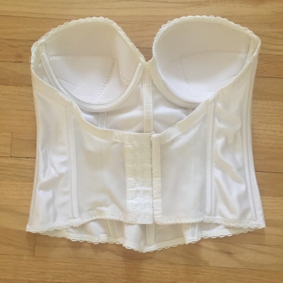 EMPIRE INTIMATES White Corset with Hook and Eye Closure  36D - Picture 2 of 6